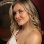 Phoebe Lily [showtitle id=