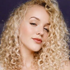 Kira Stone [showtitle id=